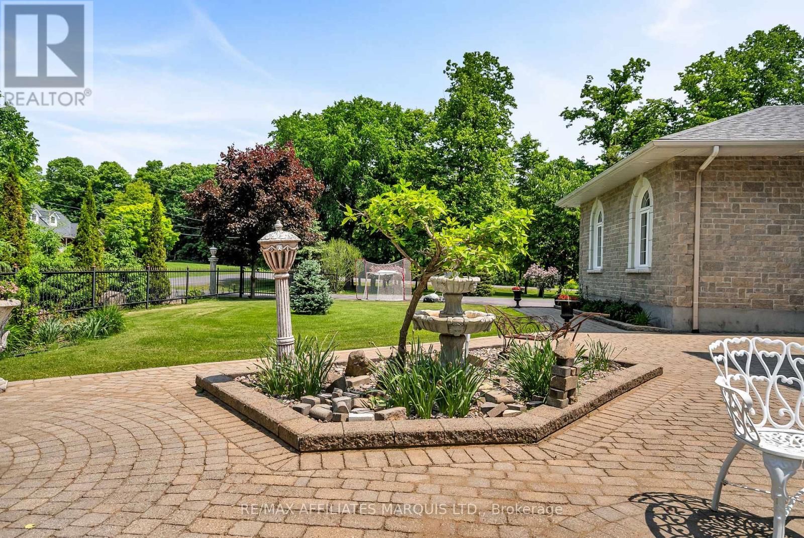 Photo 4 of 16935 Beaver Dam Drive, South Stormont ON