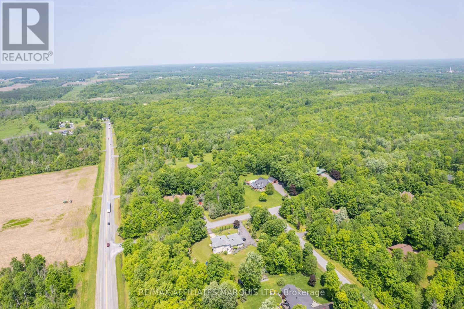 Photo 12 of 16935 Beaver Dam Drive, South Stormont ON