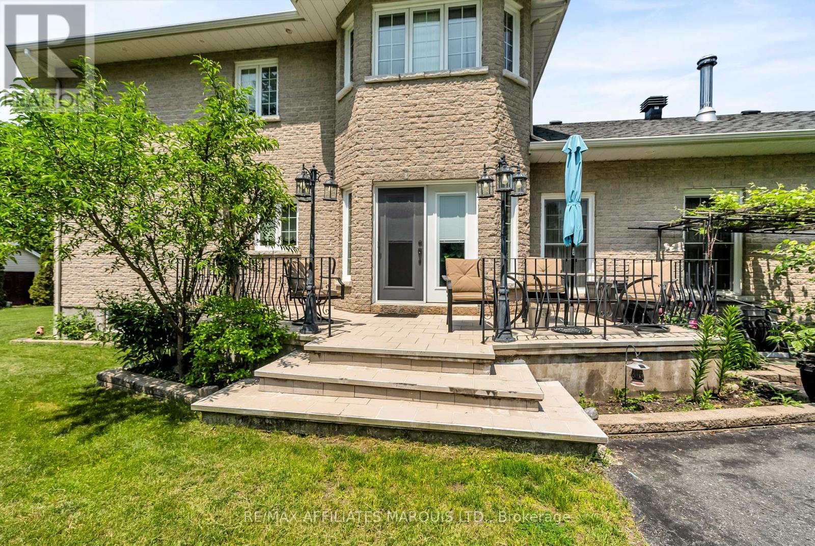 Photo 8 of 16935 Beaver Dam Drive, South Stormont ON