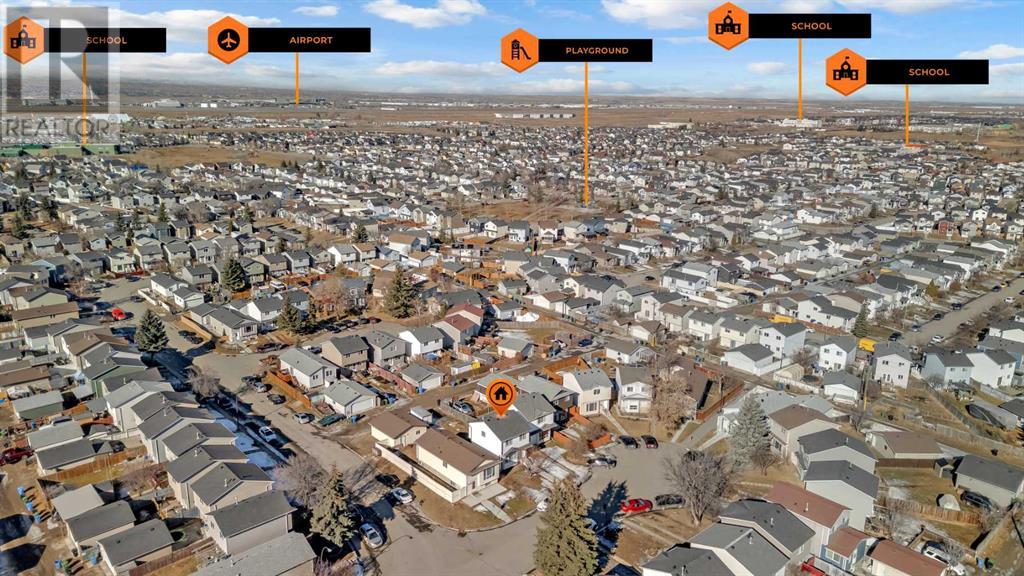 Single Family House for Sale in  Martinbrook Place NE Martindale Calgary 