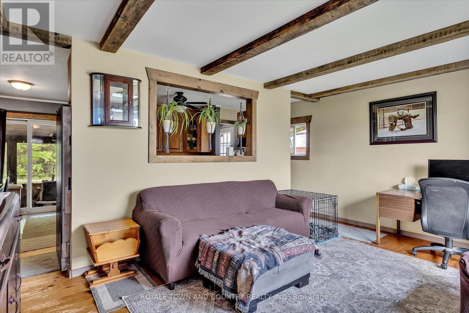 Single Family House Bungalow for Sale in  TWEED DRIVE Highlands East (Glamorgan) 