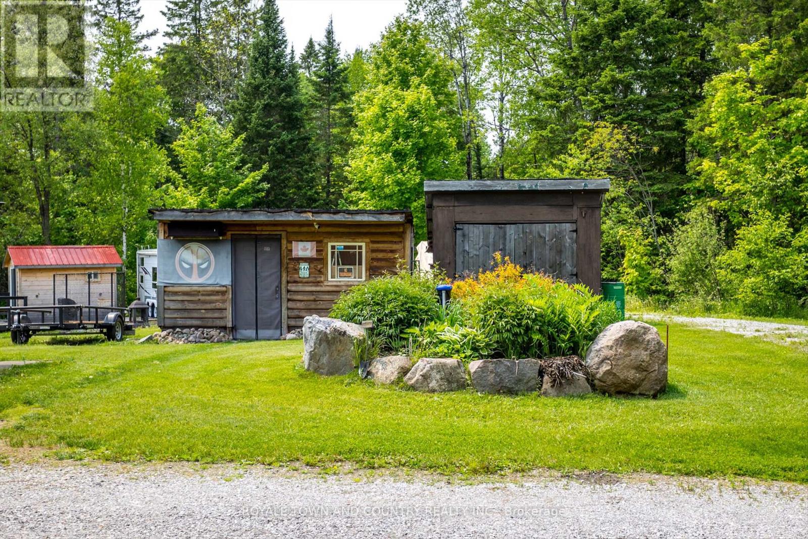 Single Family House Bungalow for Sale in  TWEED DRIVE Highlands East (Glamorgan) 