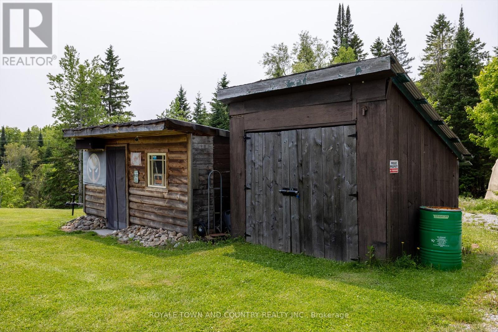 Single Family House Bungalow for Sale in  TWEED DRIVE Highlands East (Glamorgan) 