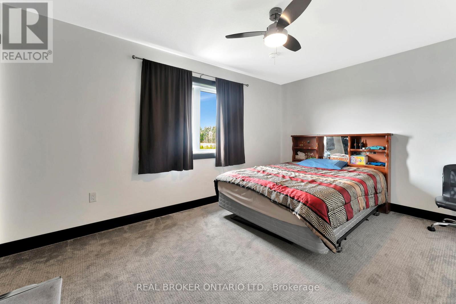 Photo 22 of 2445 East Quarter Line Road, Norfolk ON