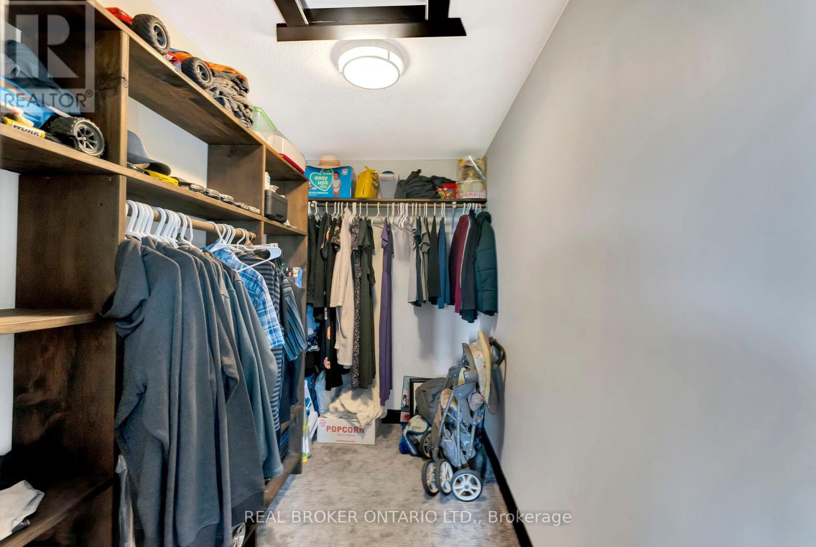 Photo 35 of 2445 East Quarter Line Road, Norfolk ON