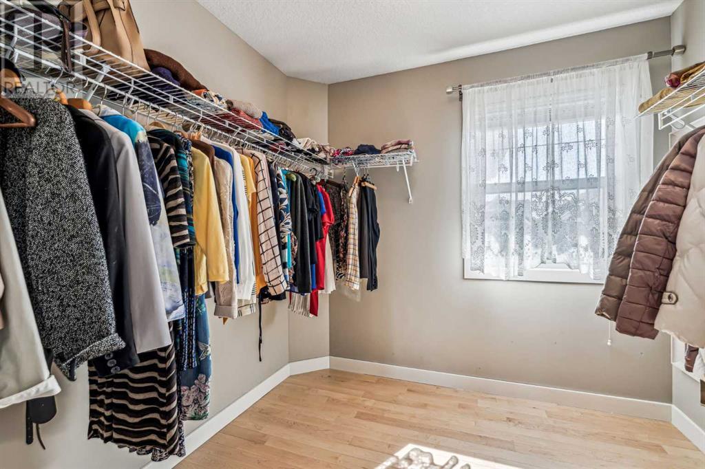 Single Family House for Sale in  Auburn Springs Close SE Auburn Bay Calgary 