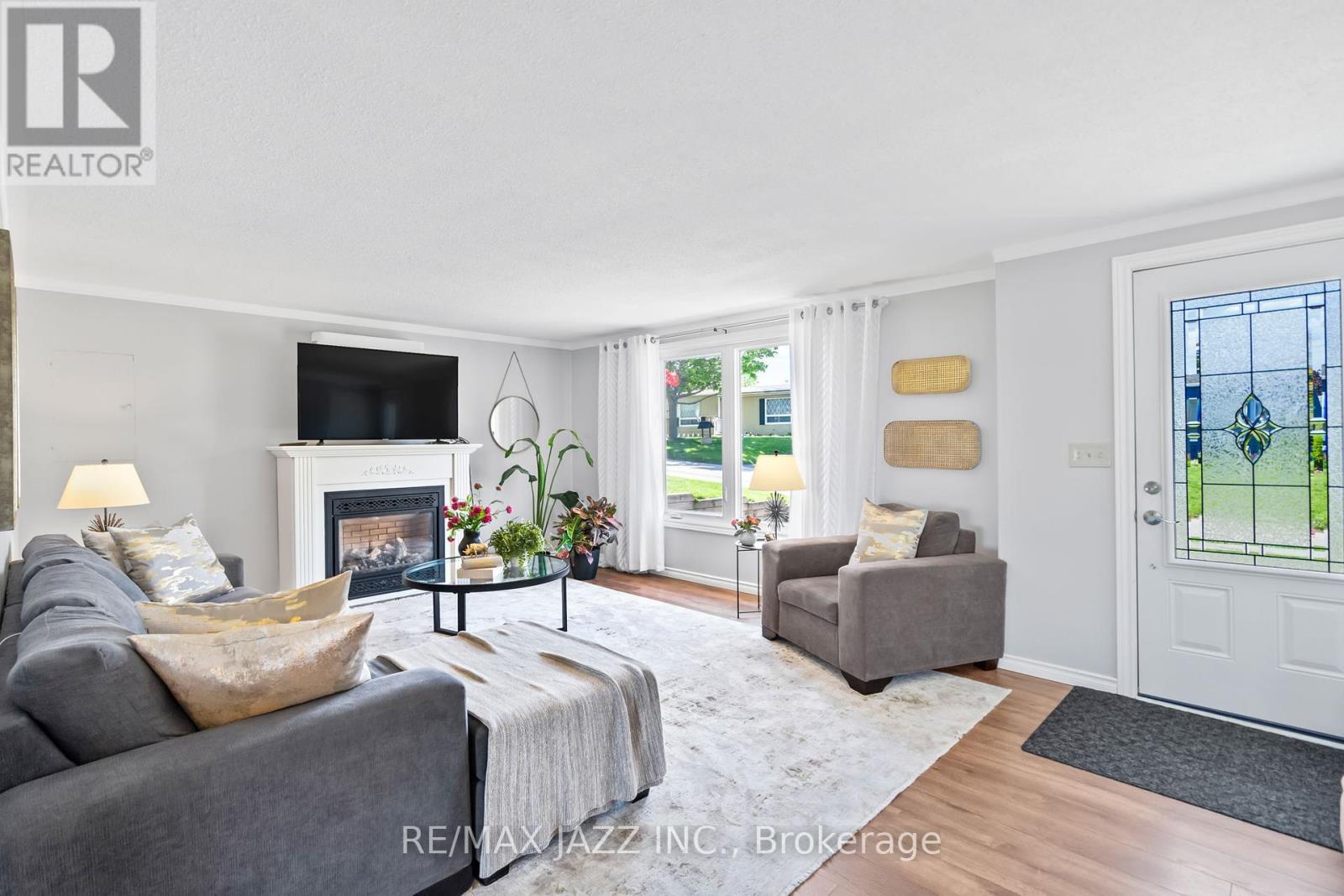 Photo 19 of 15 Bluffs Road, Clarington ON
