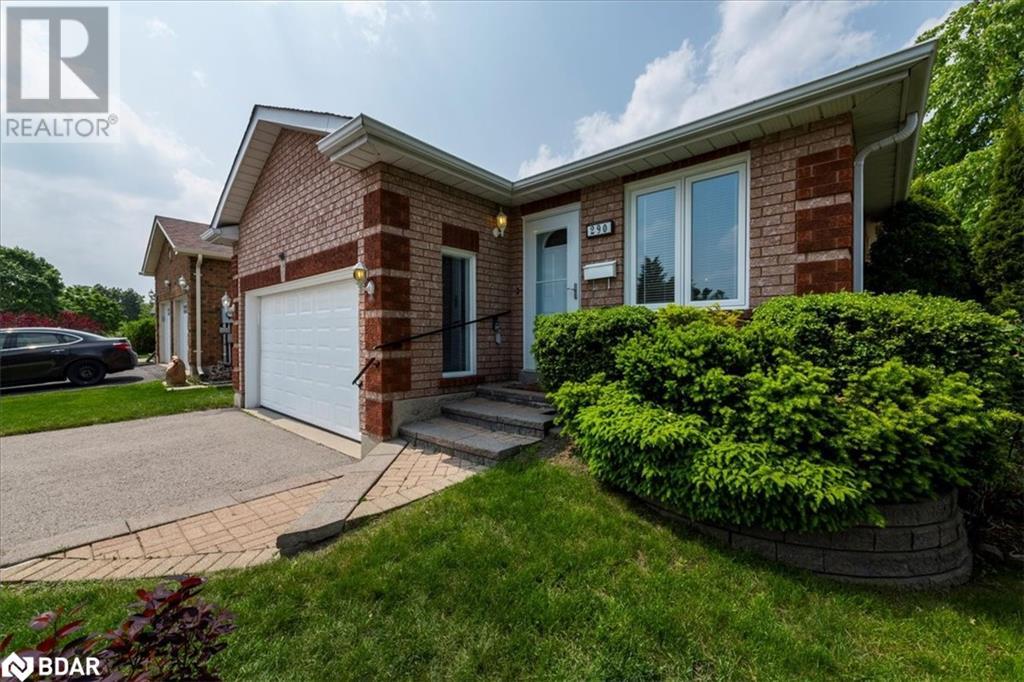 Photo 2 of 290 Cundles Road W, Barrie ON
