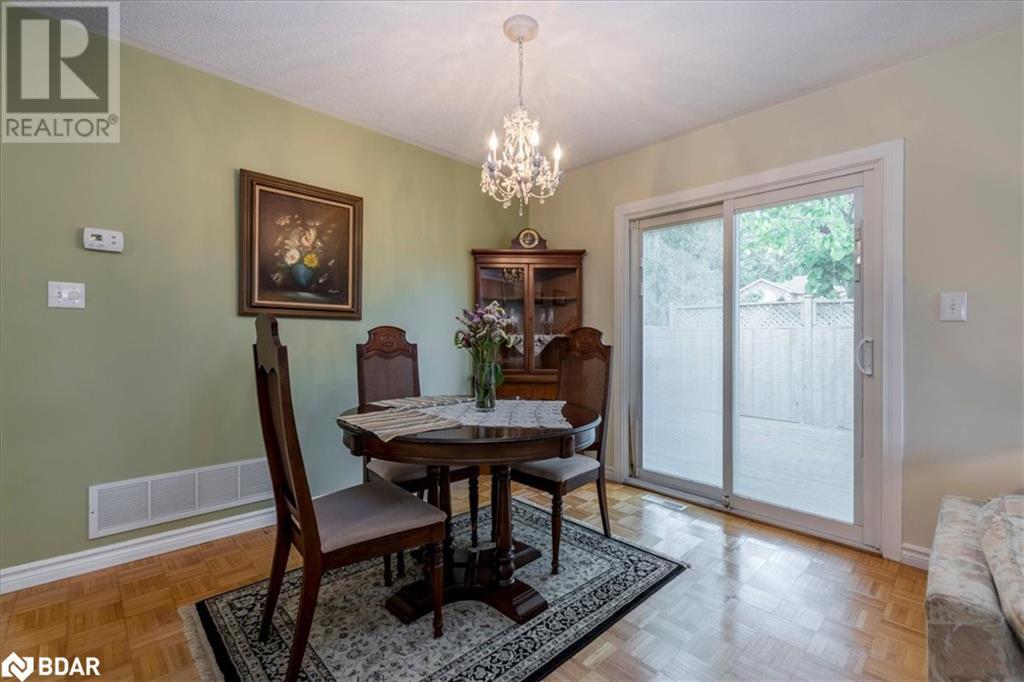 Photo 7 of 290 Cundles Road W, Barrie ON