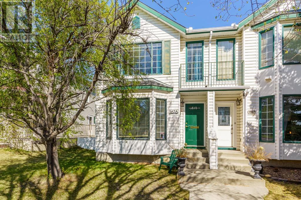 Single Family House for Sale in  Sierra Morena Road Signal Hill Calgary 