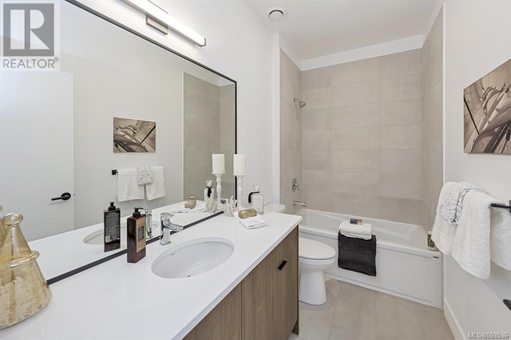 10 2330 Sooke Road, Colwood