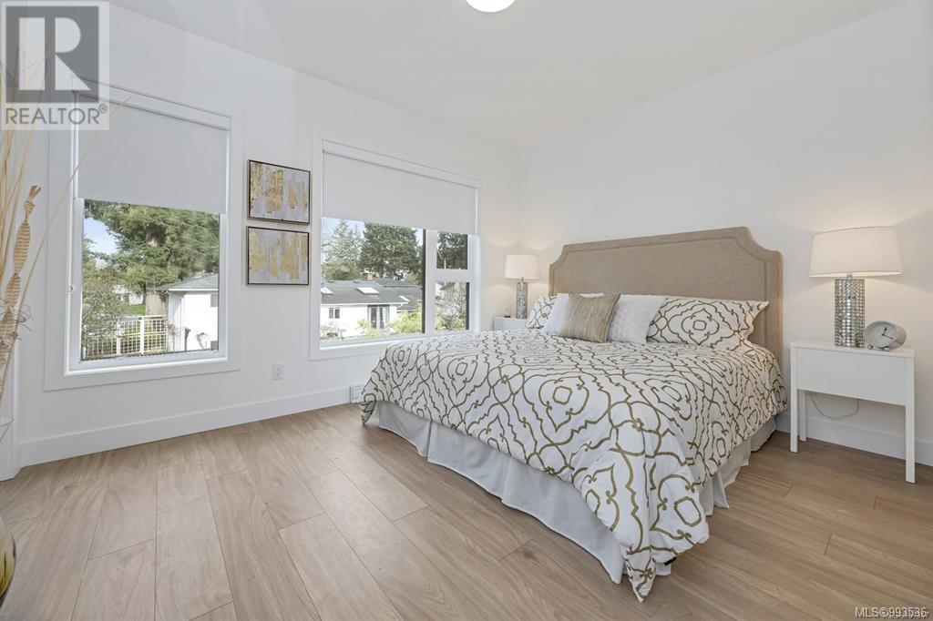 10 2330 Sooke Road, Colwood