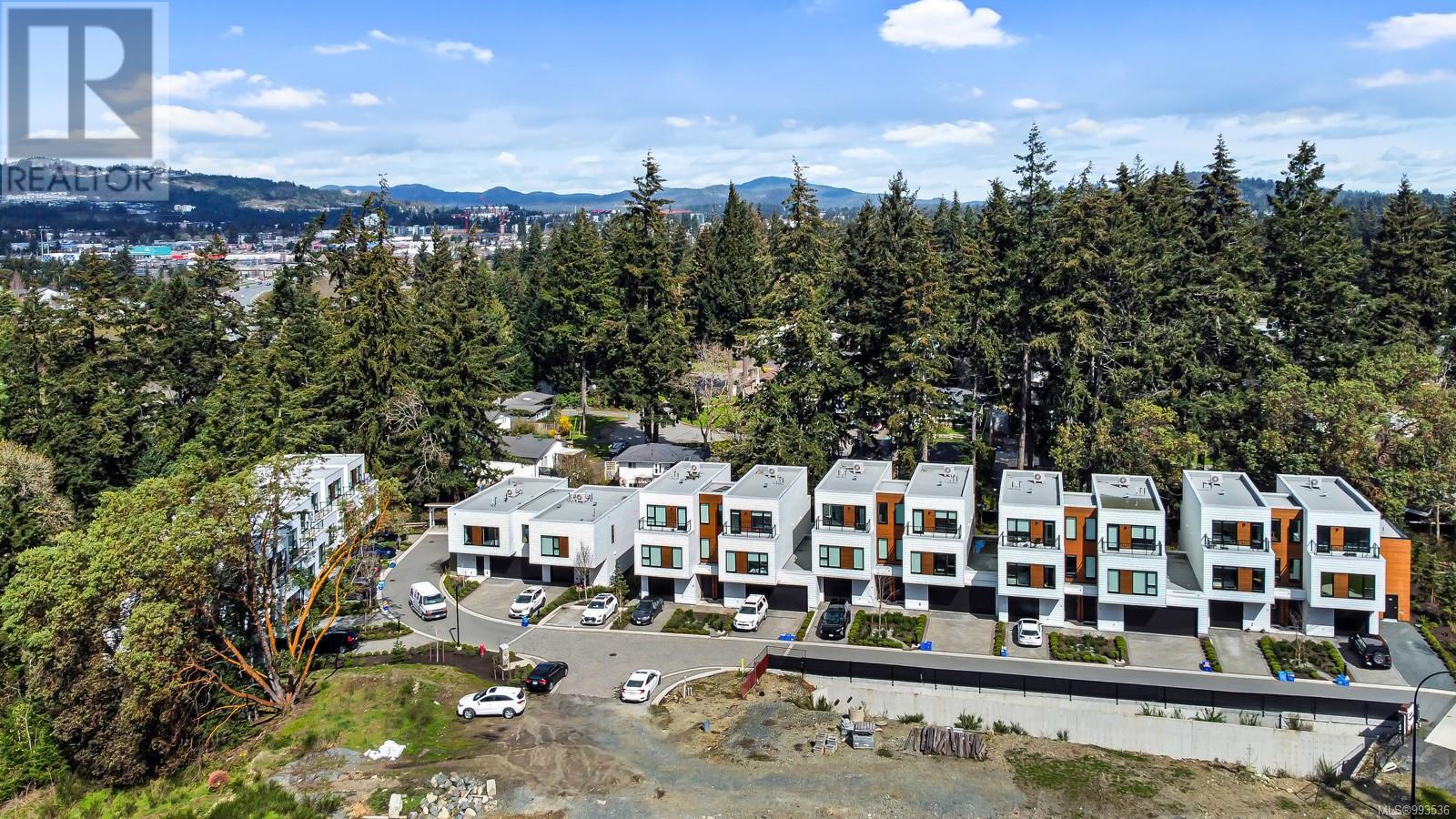 #10 2330 Sooke Rd - 34