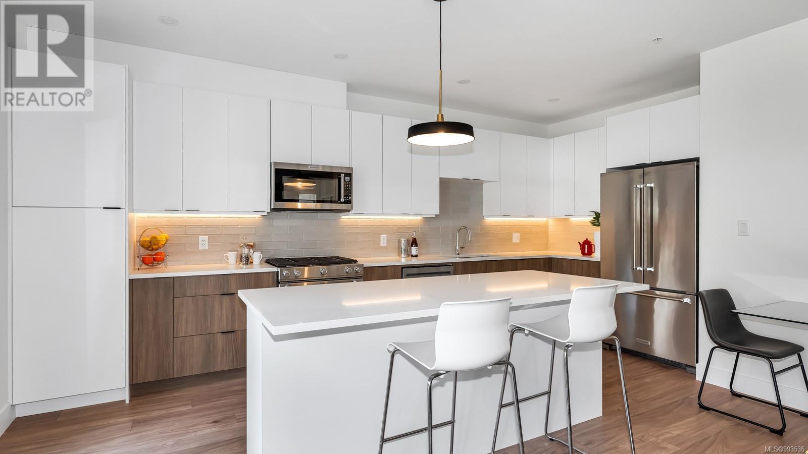10 2330 Sooke Road, Colwood