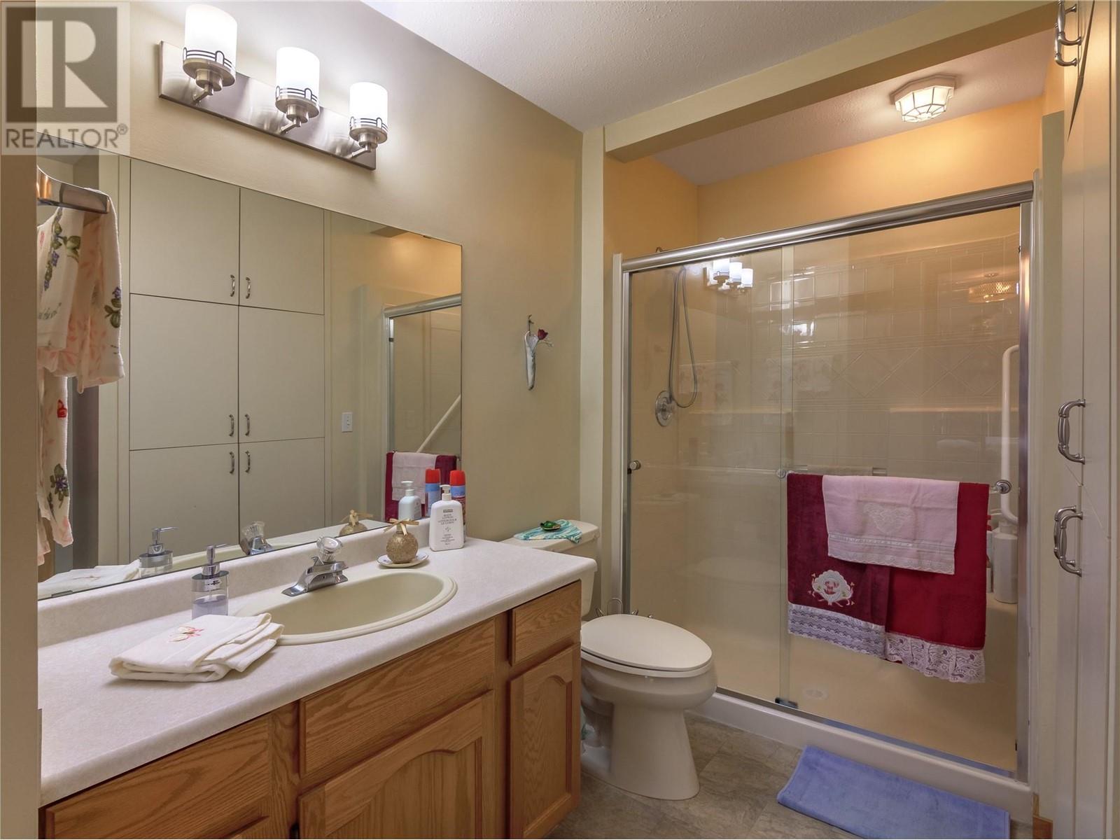 111 2445 South Main Street, Penticton