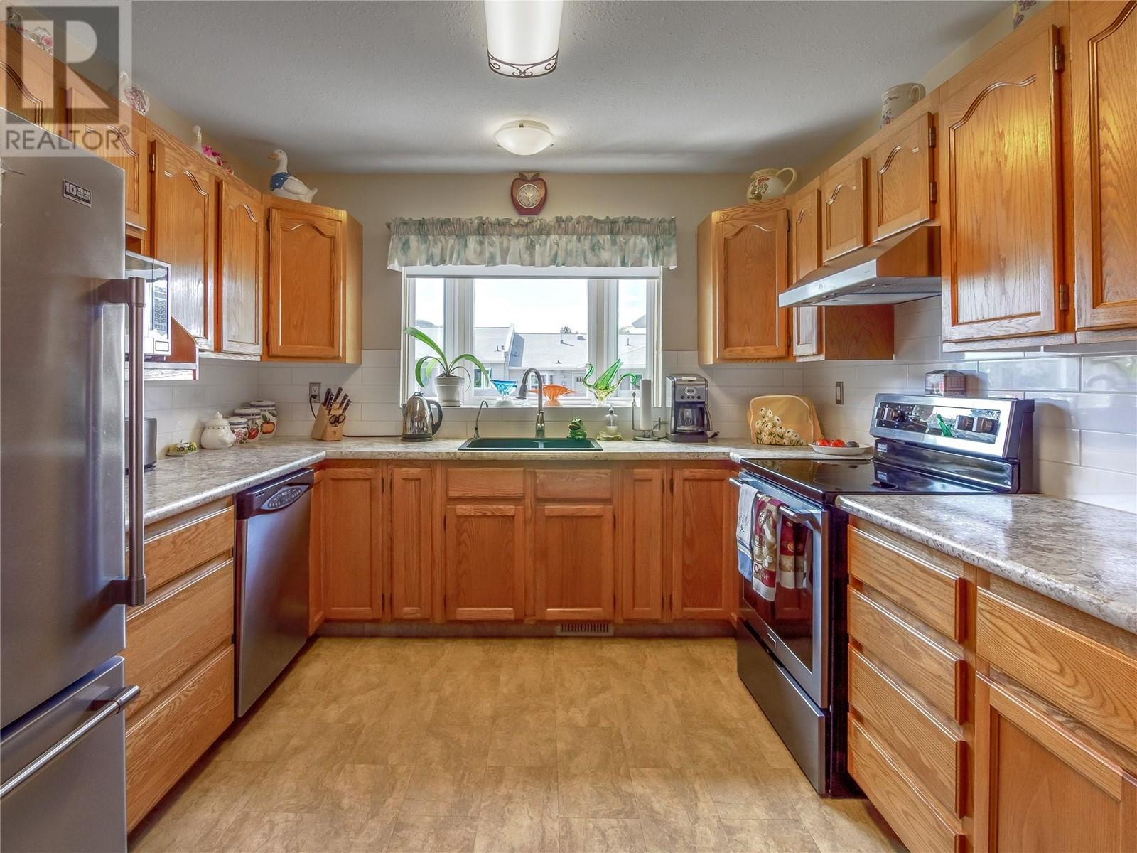 111 2445 South Main Street, Penticton