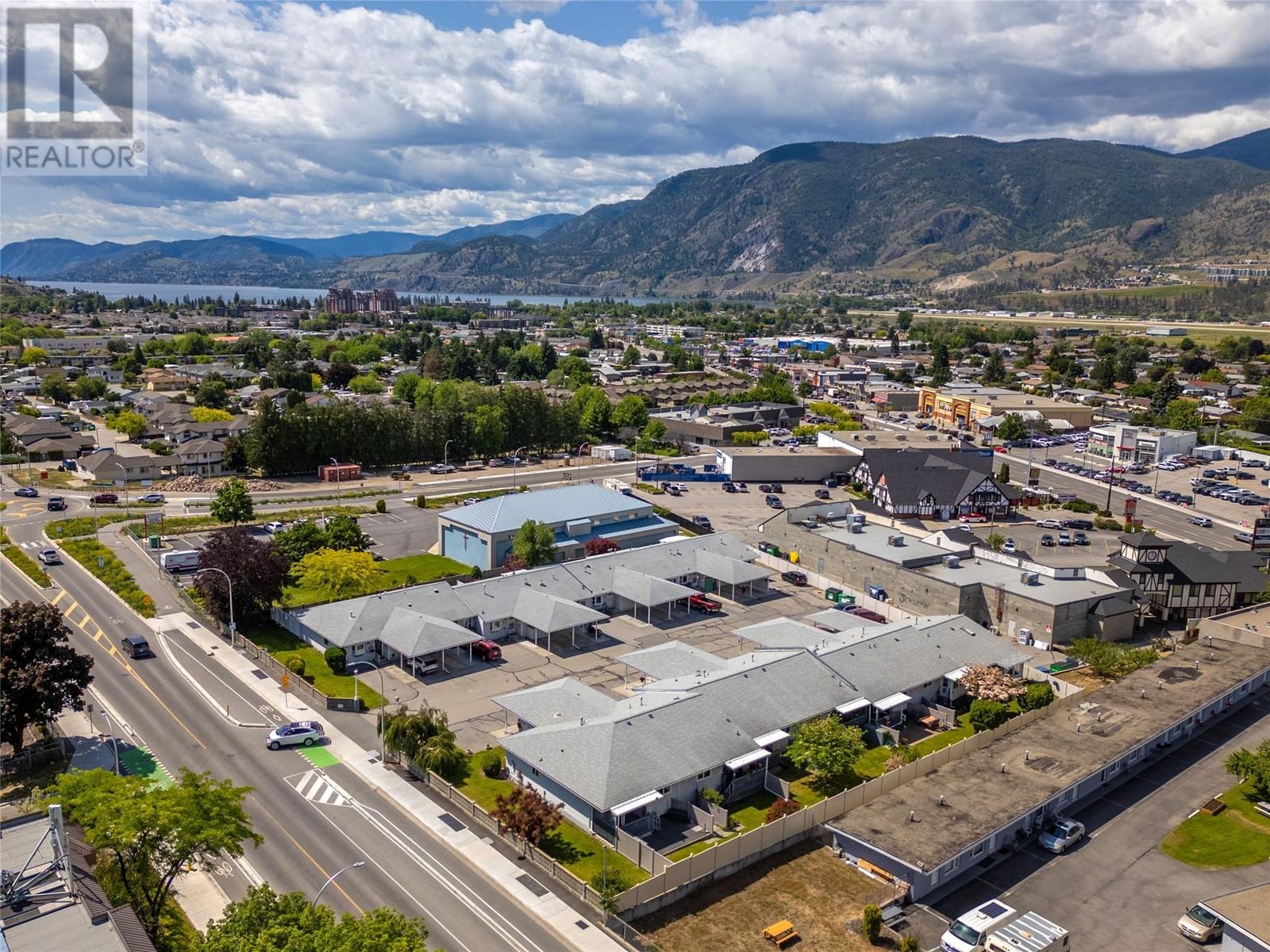 111 2445 South Main Street, Penticton