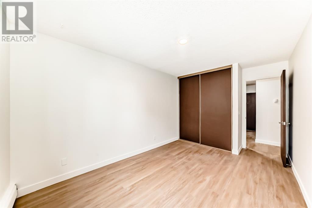 Single Family House for Sale in  B  Street NW Varsity Calgary 