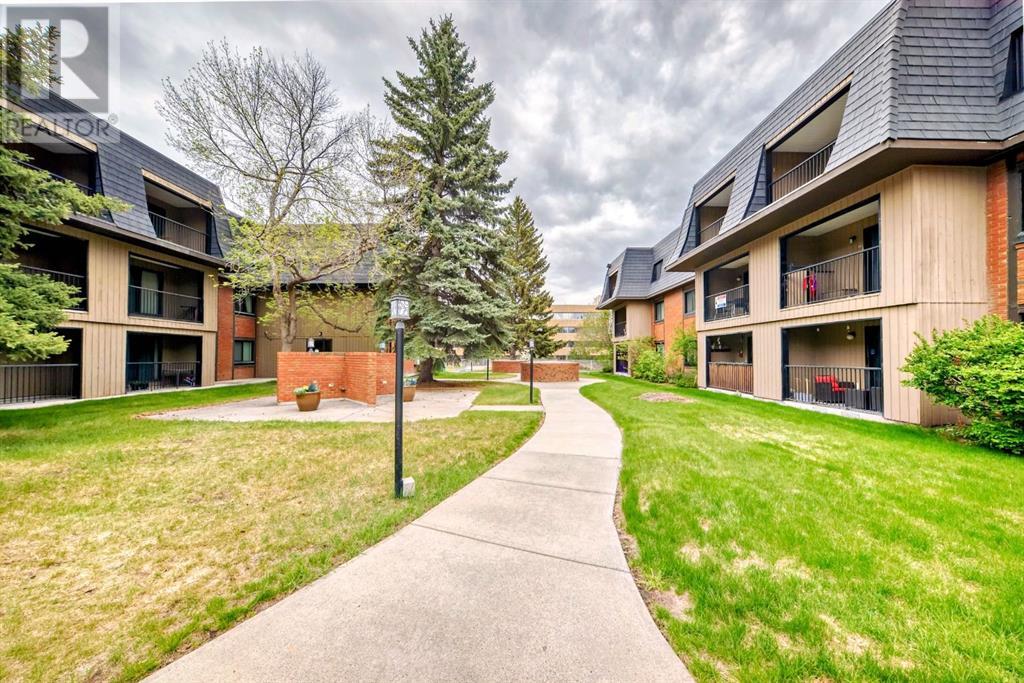 Single Family House for Sale in  B  Street NW Varsity Calgary 