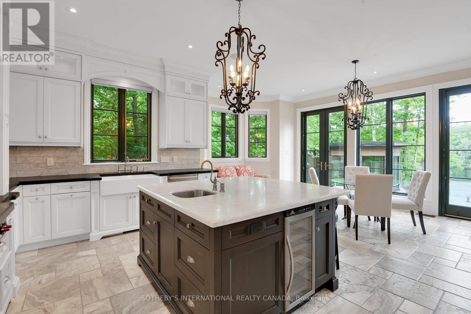 Photo 40 of 106 Lorlei Drive, Mcnab Braeside ON