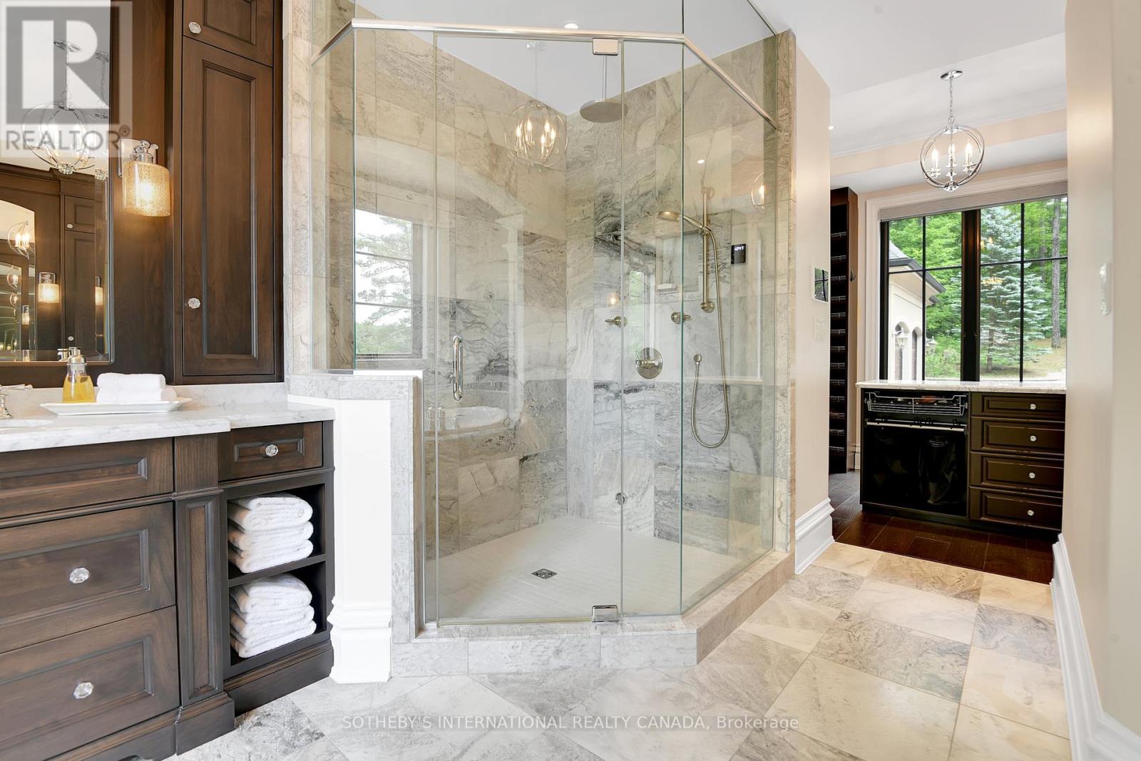 Photo 6 of 106 Lorlei Drive, Mcnab Braeside ON