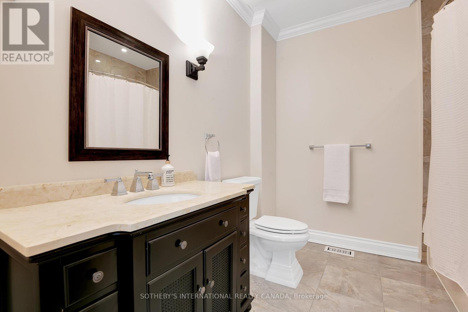 Photo 8 of 106 Lorlei Drive, Mcnab Braeside ON