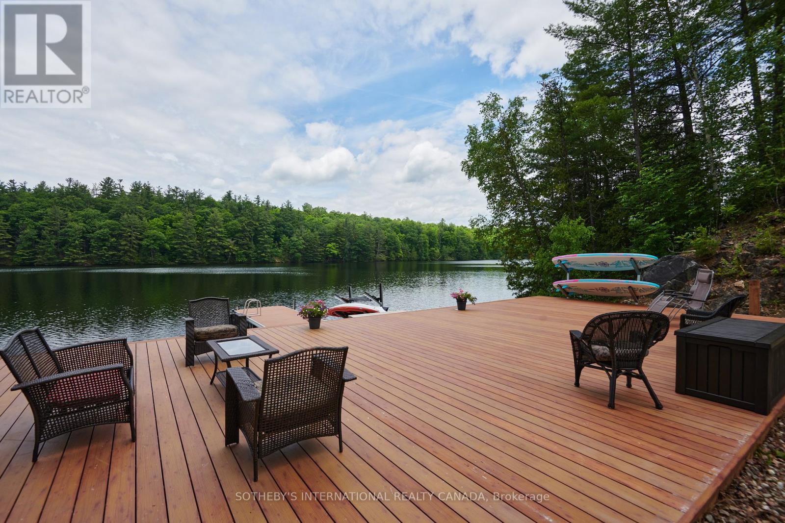 Photo 29 of 106 Lorlei Drive, Mcnab Braeside ON