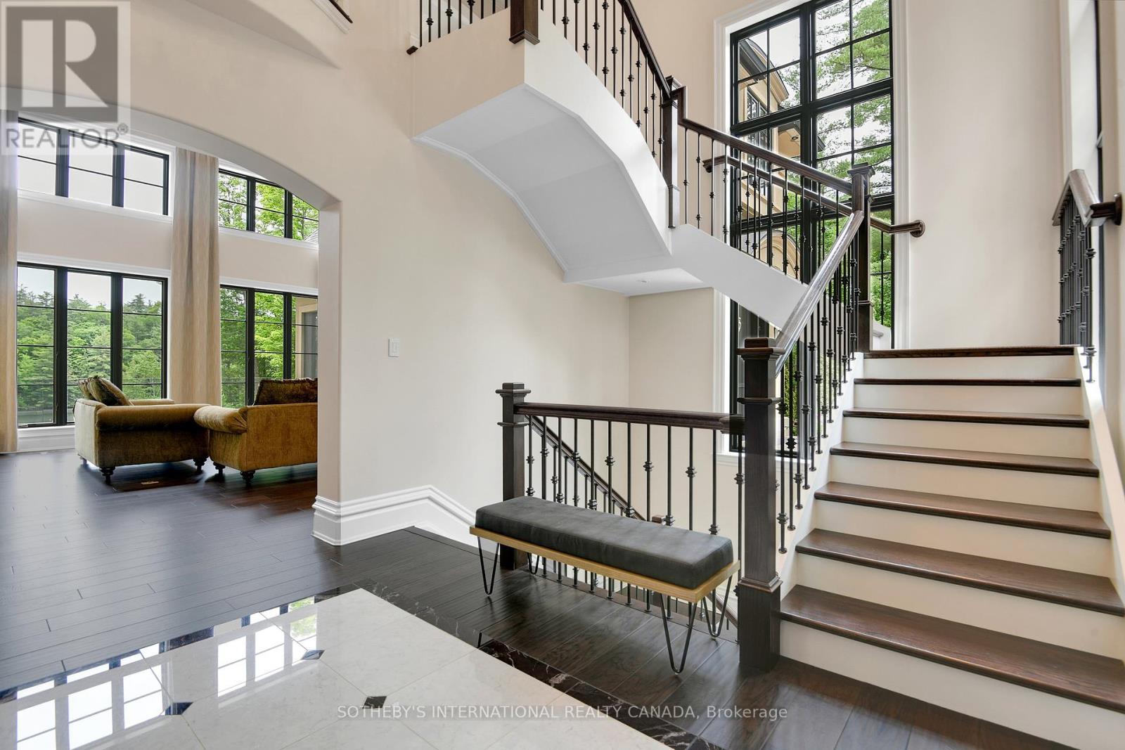 Photo 14 of 106 Lorlei Drive, Mcnab Braeside ON