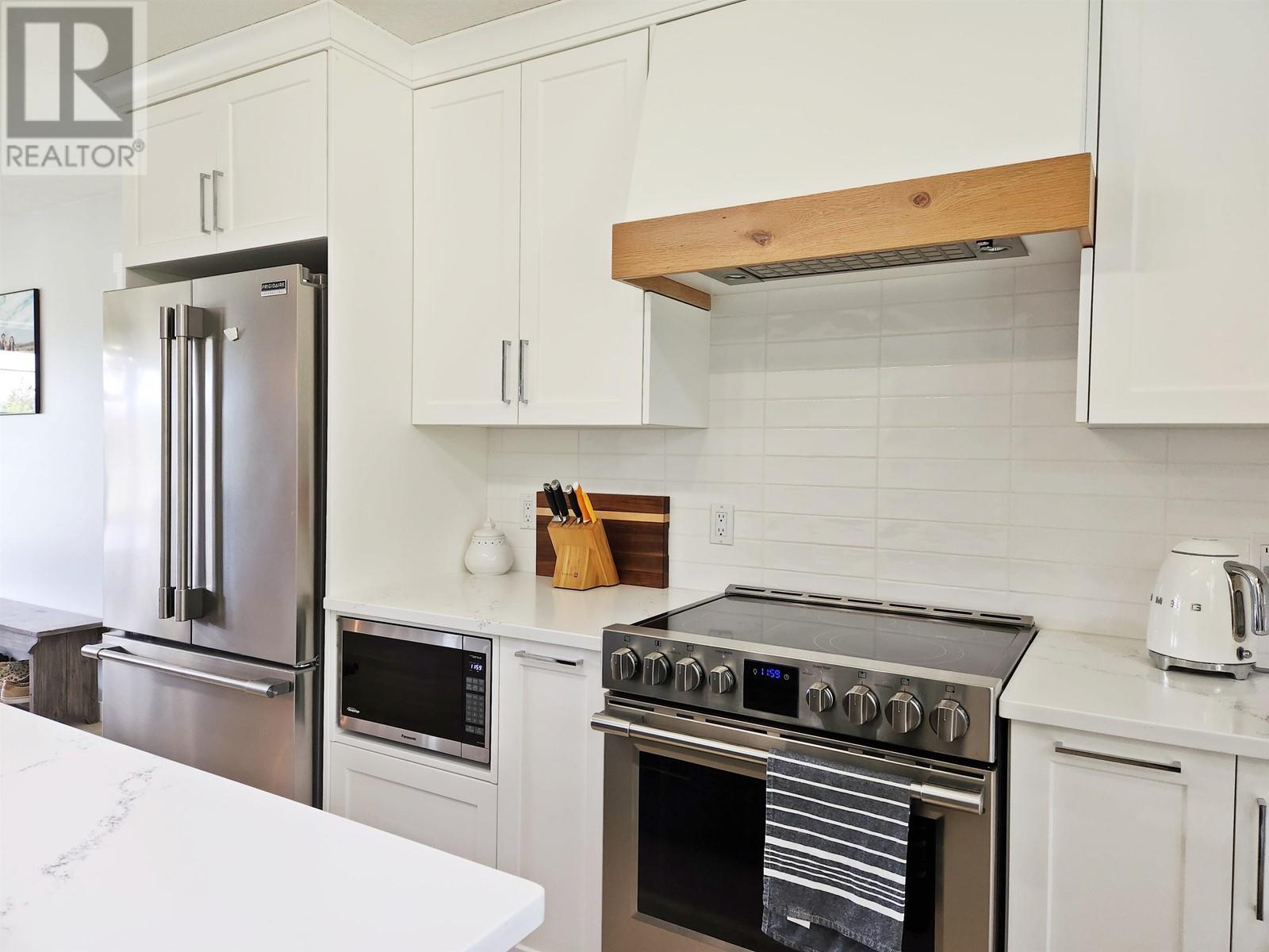 2312 WEST FRASER ROAD, Quesnel