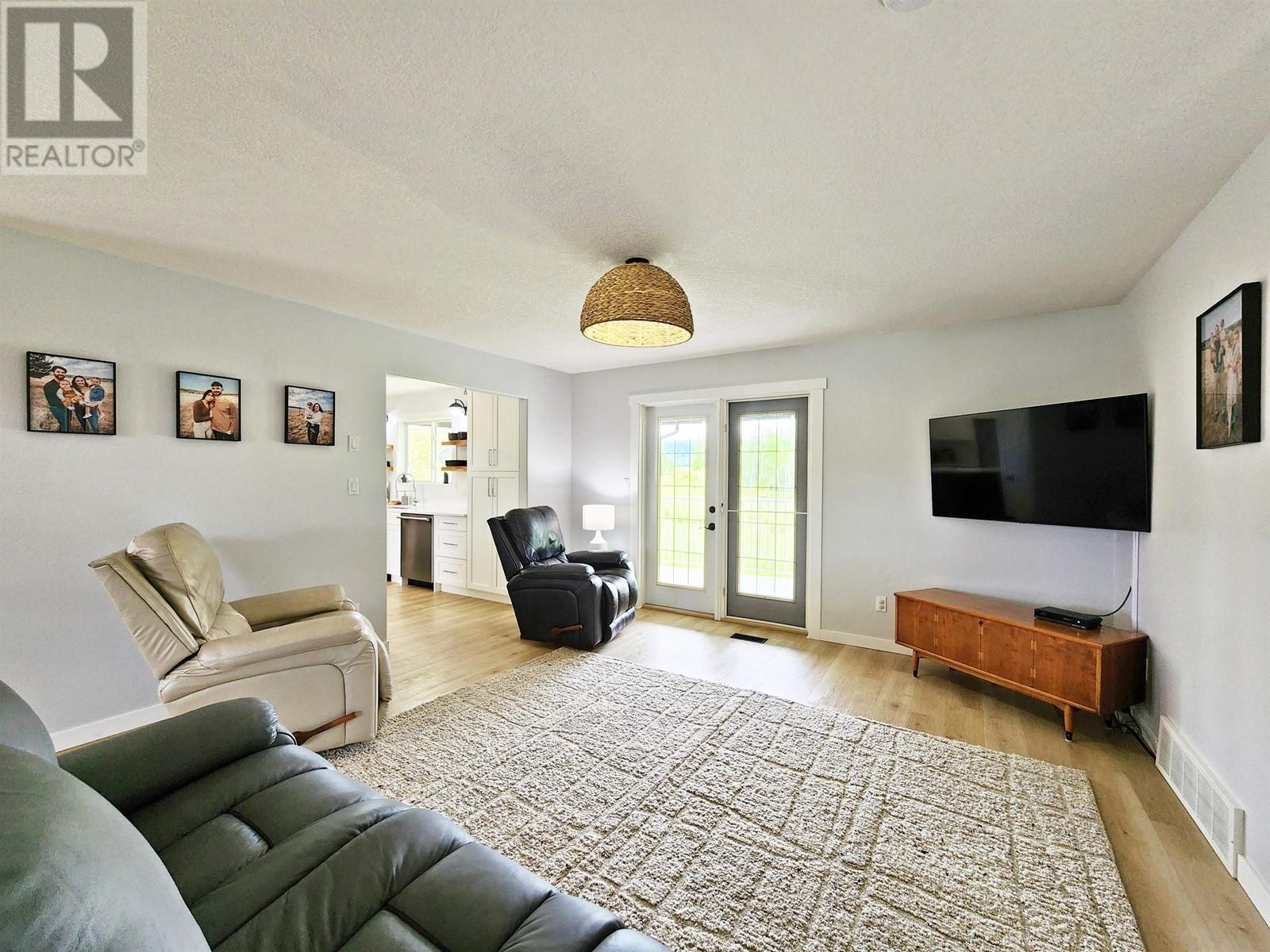 2312 WEST FRASER ROAD, Quesnel