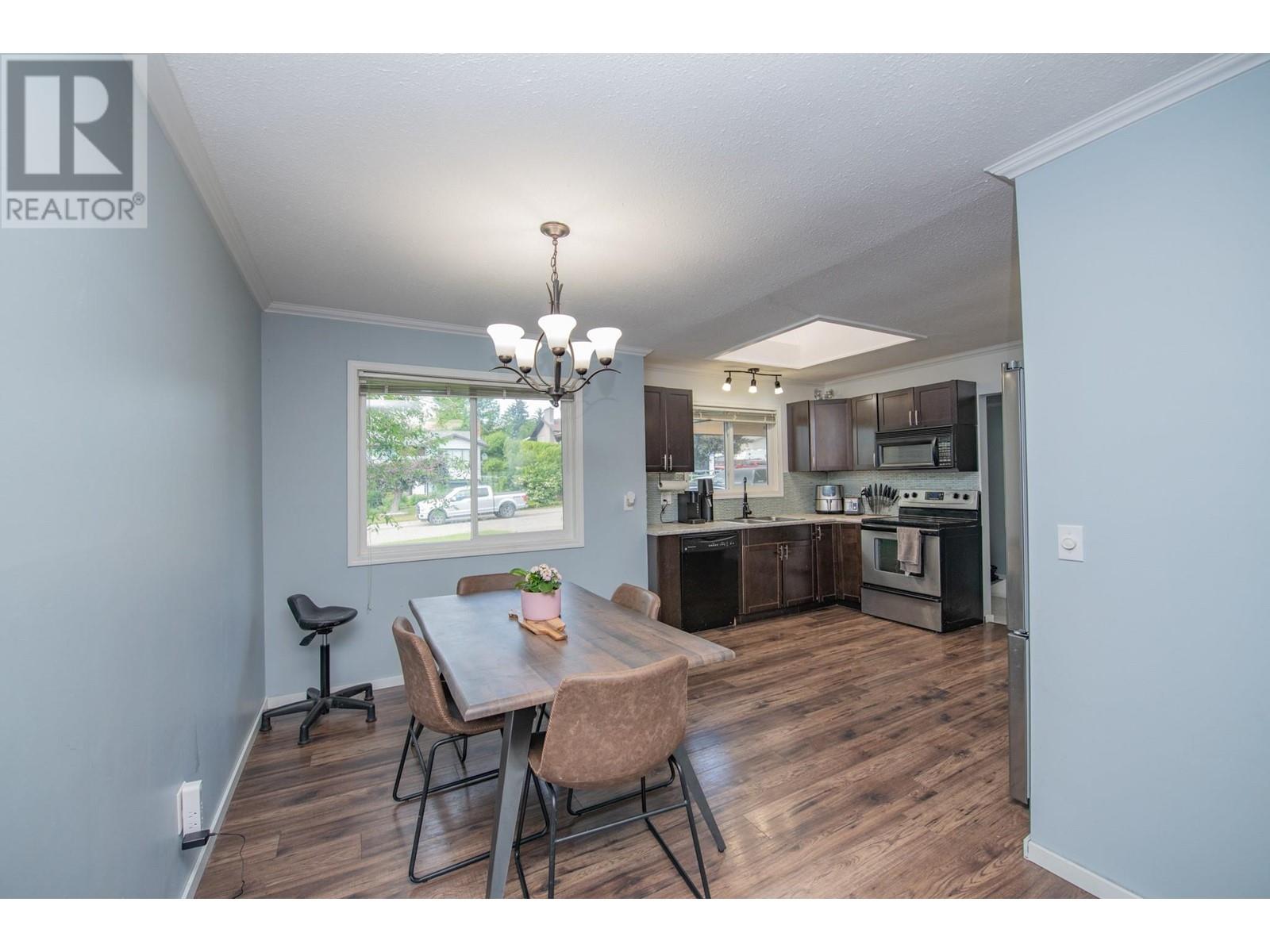  2104 20 Avenue, Vernon