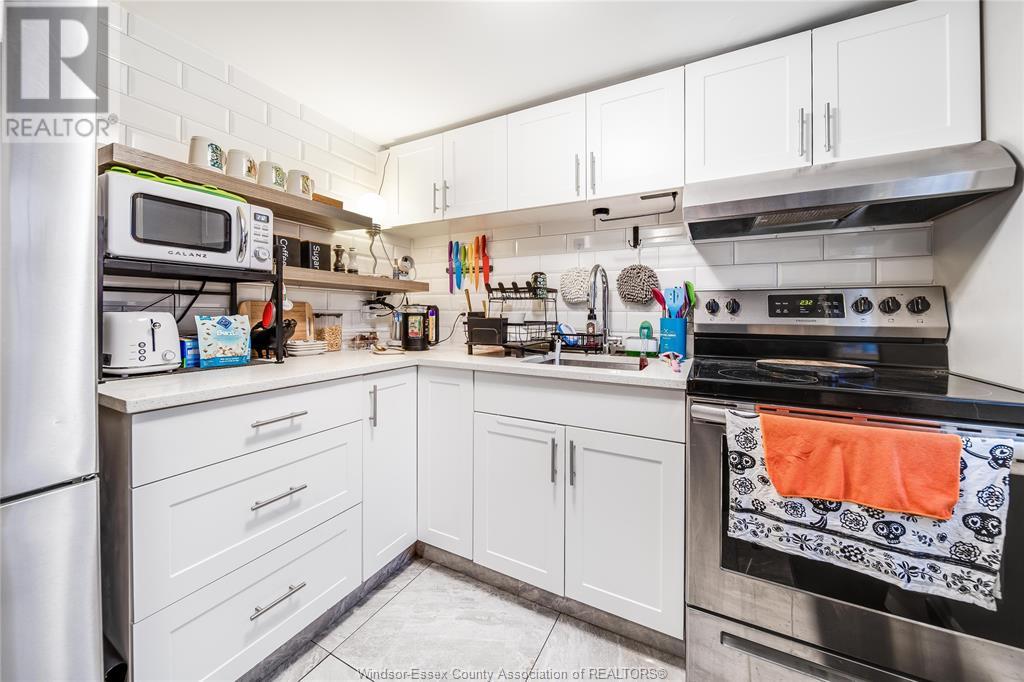 Photo 23 of 1219 Monmouth, Windsor ON