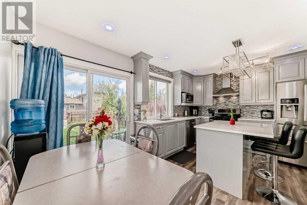 42 Taraglen Road NE, Calgary, Alberta