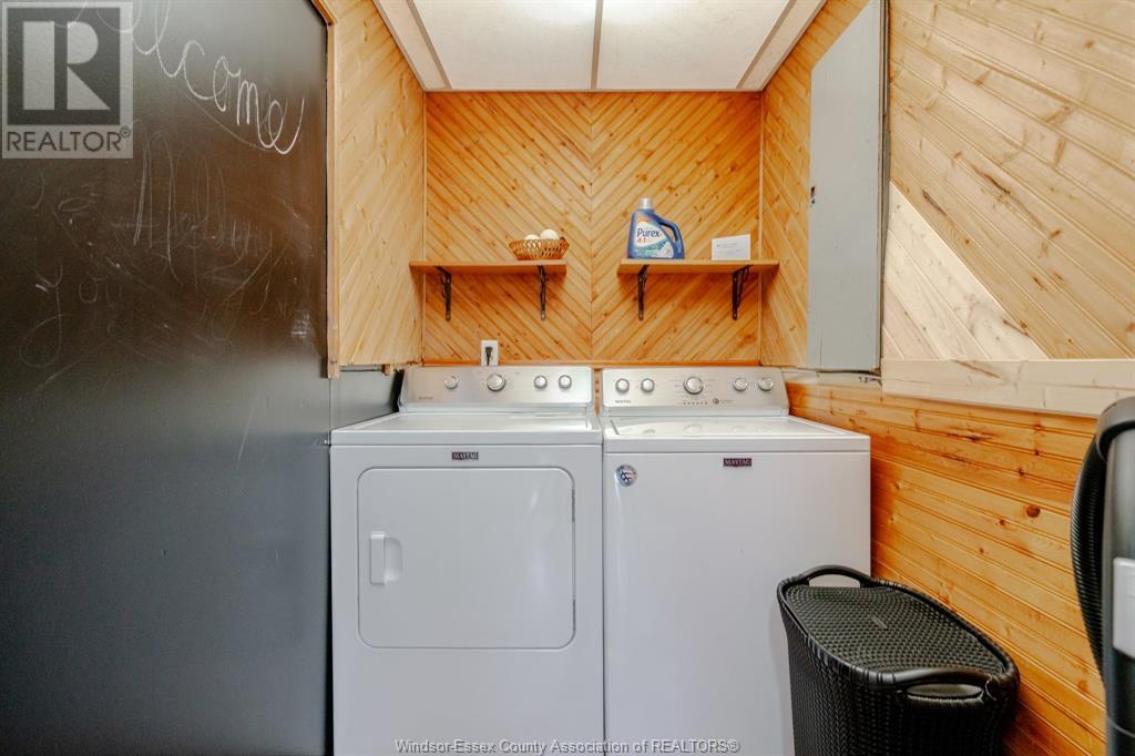 Photo 5 of 166 Stirling Street, Lakeshore ON