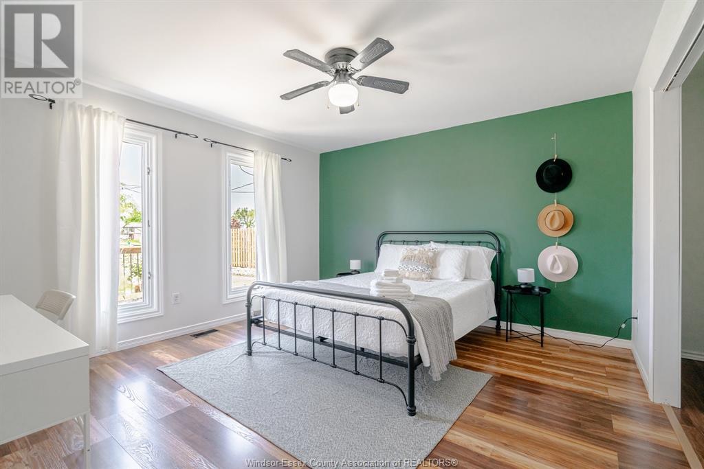 Photo 20 of 166 Stirling Street, Lakeshore ON