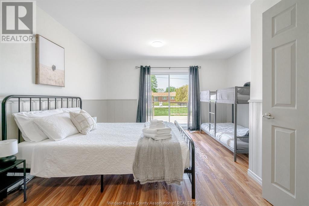 Photo 16 of 166 Stirling Street, Lakeshore ON