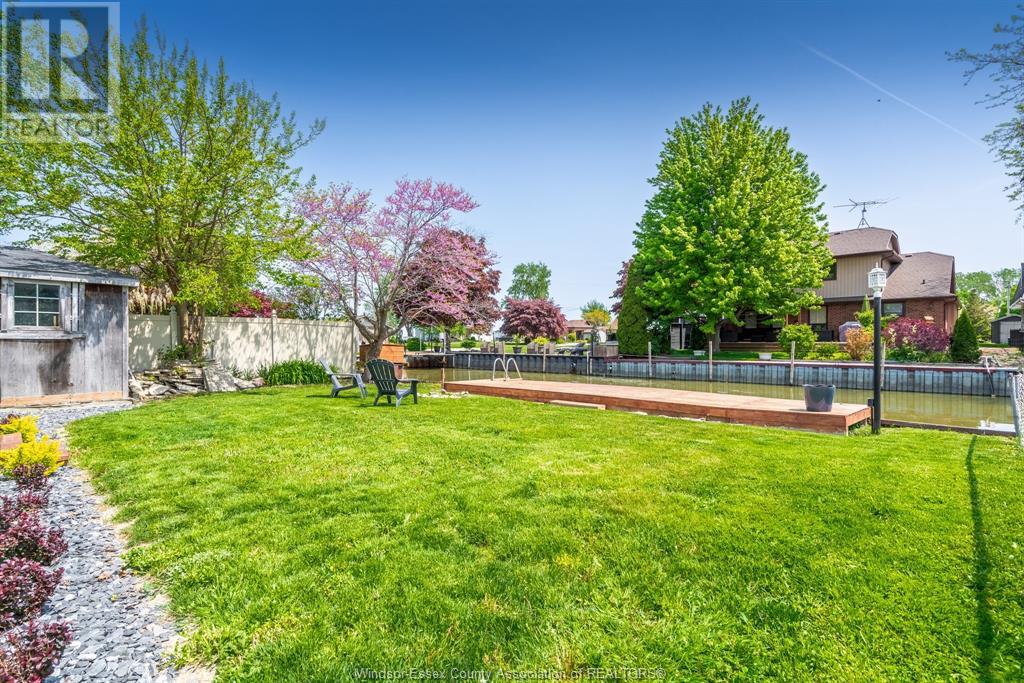 Photo 24 of 166 Stirling Street, Lakeshore ON