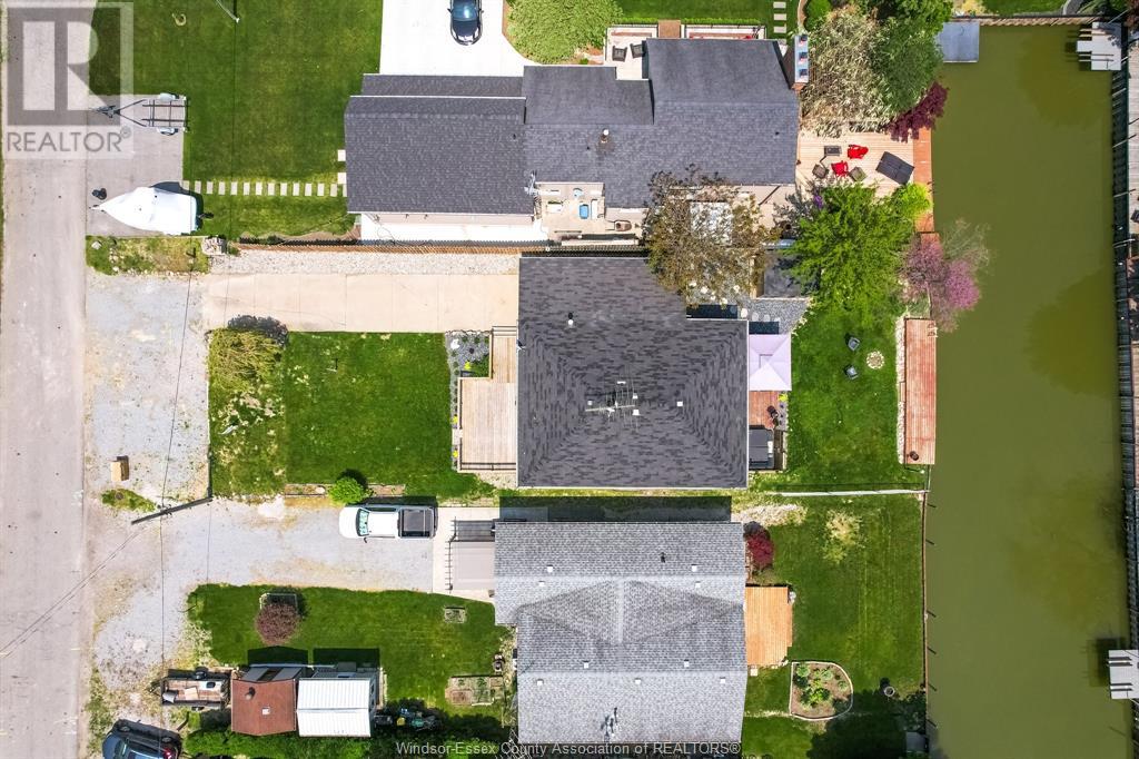 Photo 40 of 166 Stirling Street, Lakeshore ON