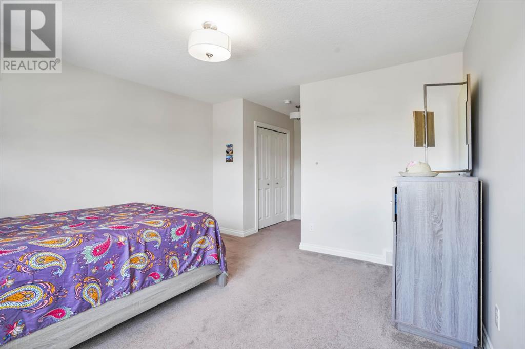 Single Family House for Sale in  Saddlestone Park NE Saddle Ridge Calgary 