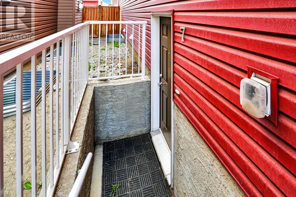 Single Family House for Sale in  Saddlestone Park NE Saddle Ridge Calgary 