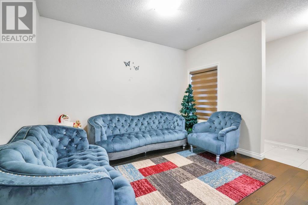 Single Family House for Sale in  Saddlestone Park NE Saddle Ridge Calgary 