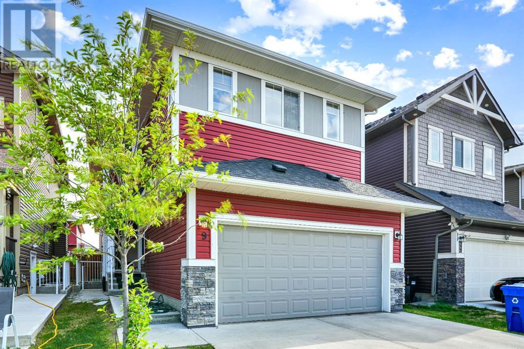 Single Family House for Sale in  Saddlestone Park NE Saddle Ridge Calgary 