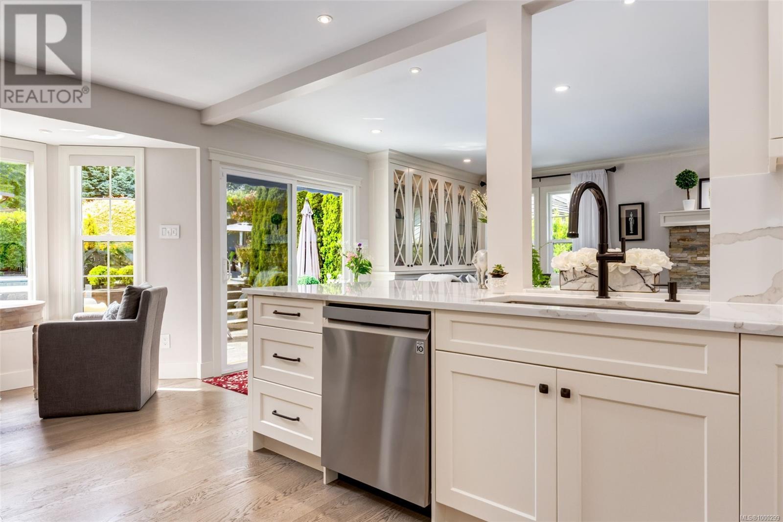Photo 10 of 221 Blairgowrie Pl, Nanaimo BC