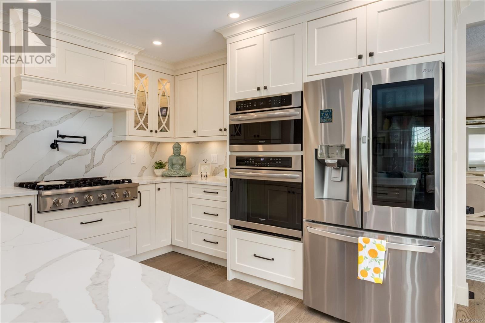 Photo 7 of 221 Blairgowrie Pl, Nanaimo BC