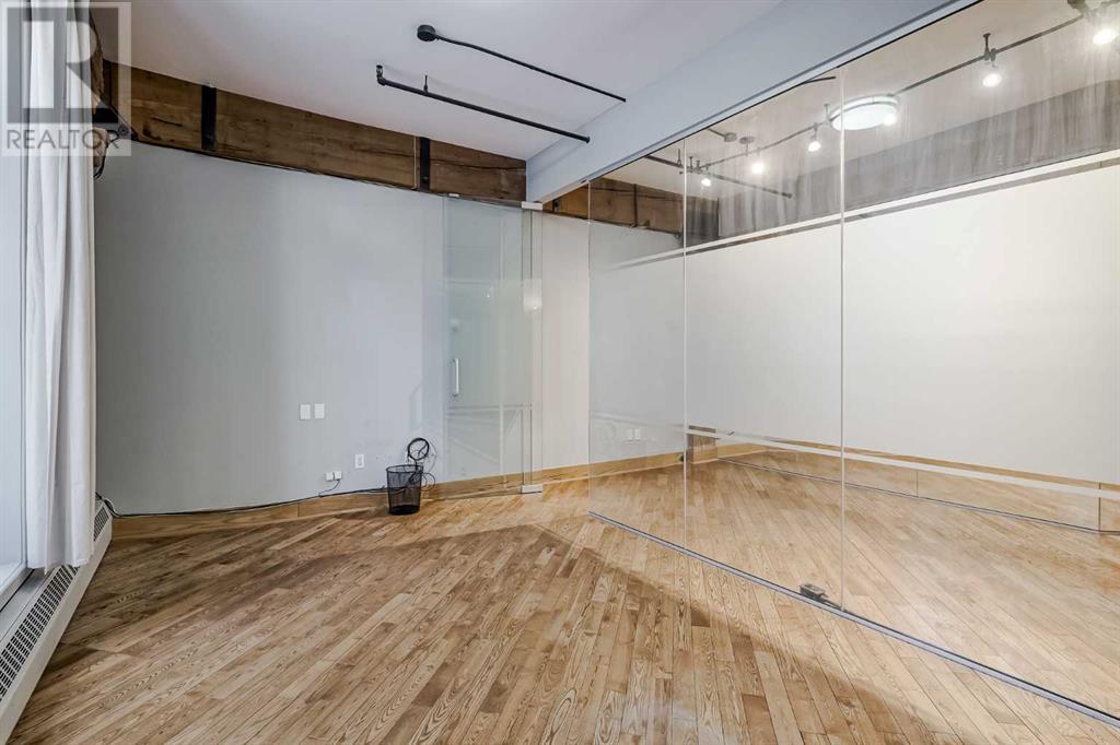 Single Family House Loft for Sale in    Avenue SW Beltline Calgary 