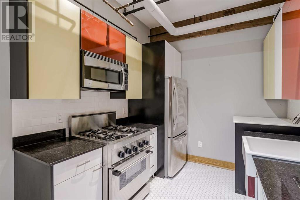 Single Family House Loft for Sale in    Avenue SW Beltline Calgary 