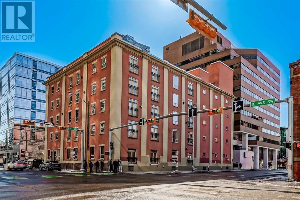 Single Family House Loft for Sale in    Avenue SW Beltline Calgary 