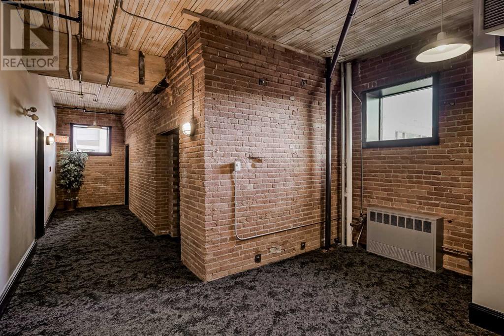 Single Family House Loft for Sale in    Avenue SW Beltline Calgary 