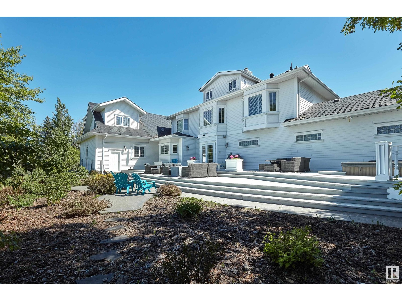 55 22459 TOWNSHIP ROAD 530, Rural Strathcona County