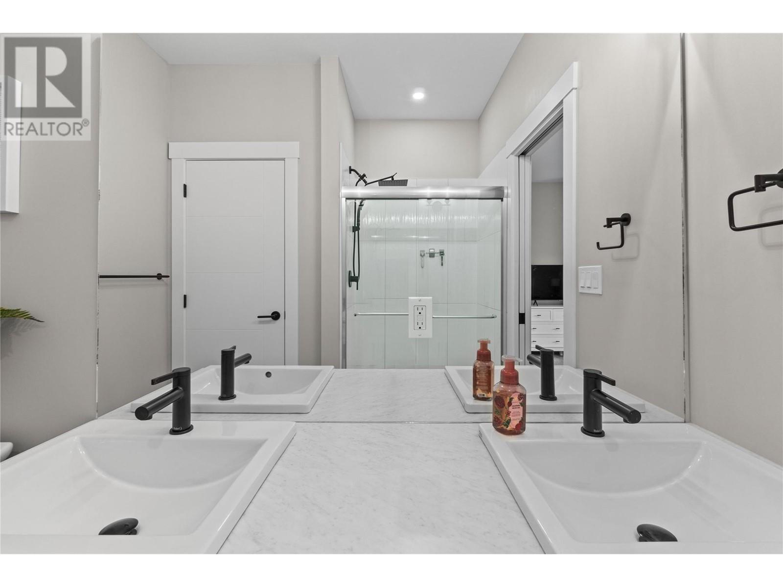 Photo 24 of 2810 15 Avenue Ne Unit 28, Salmon Arm BC
